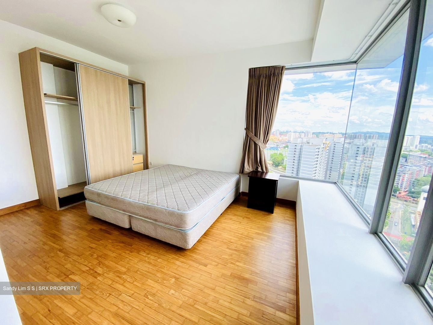 Centro Residences (D20), Condominium #559999361